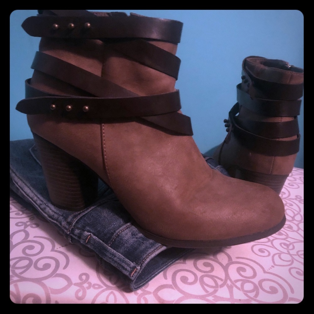 Madden Girl Taupe Strappy Boot with chunk heel